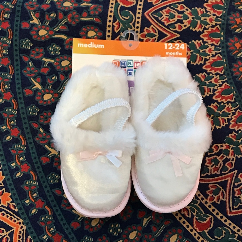 small steps fluffy slippers